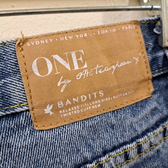 One teaspoon - Picture 7 of 9